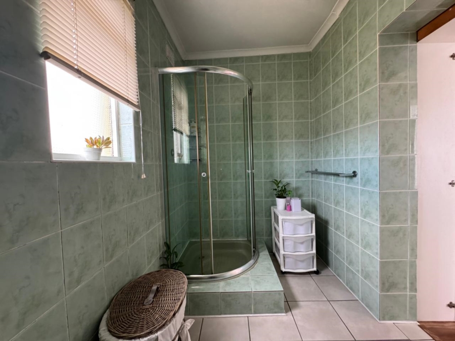 3 Bedroom Property for Sale in Park Village Western Cape